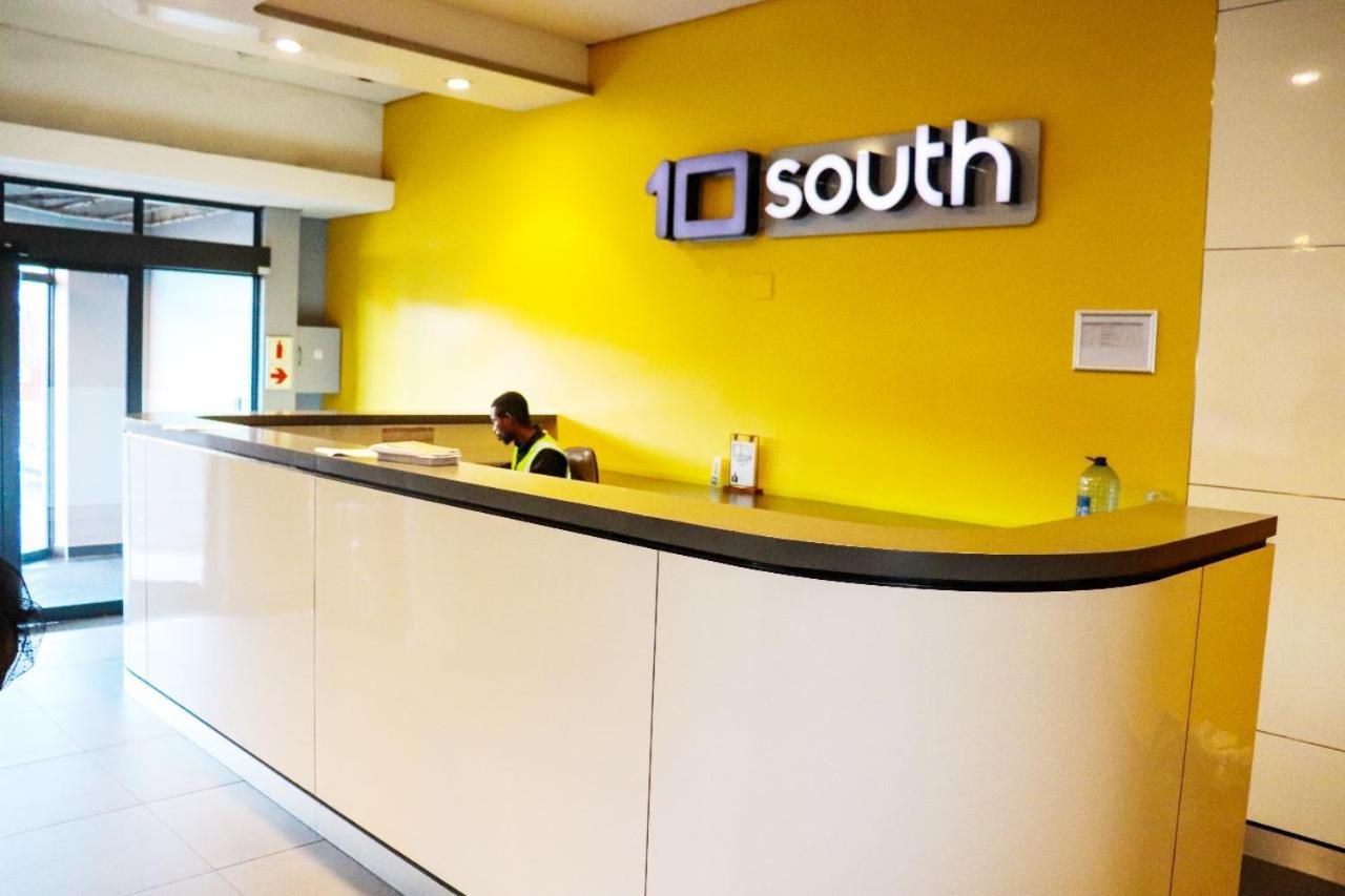 10 South / Durban Sands Exterior photo