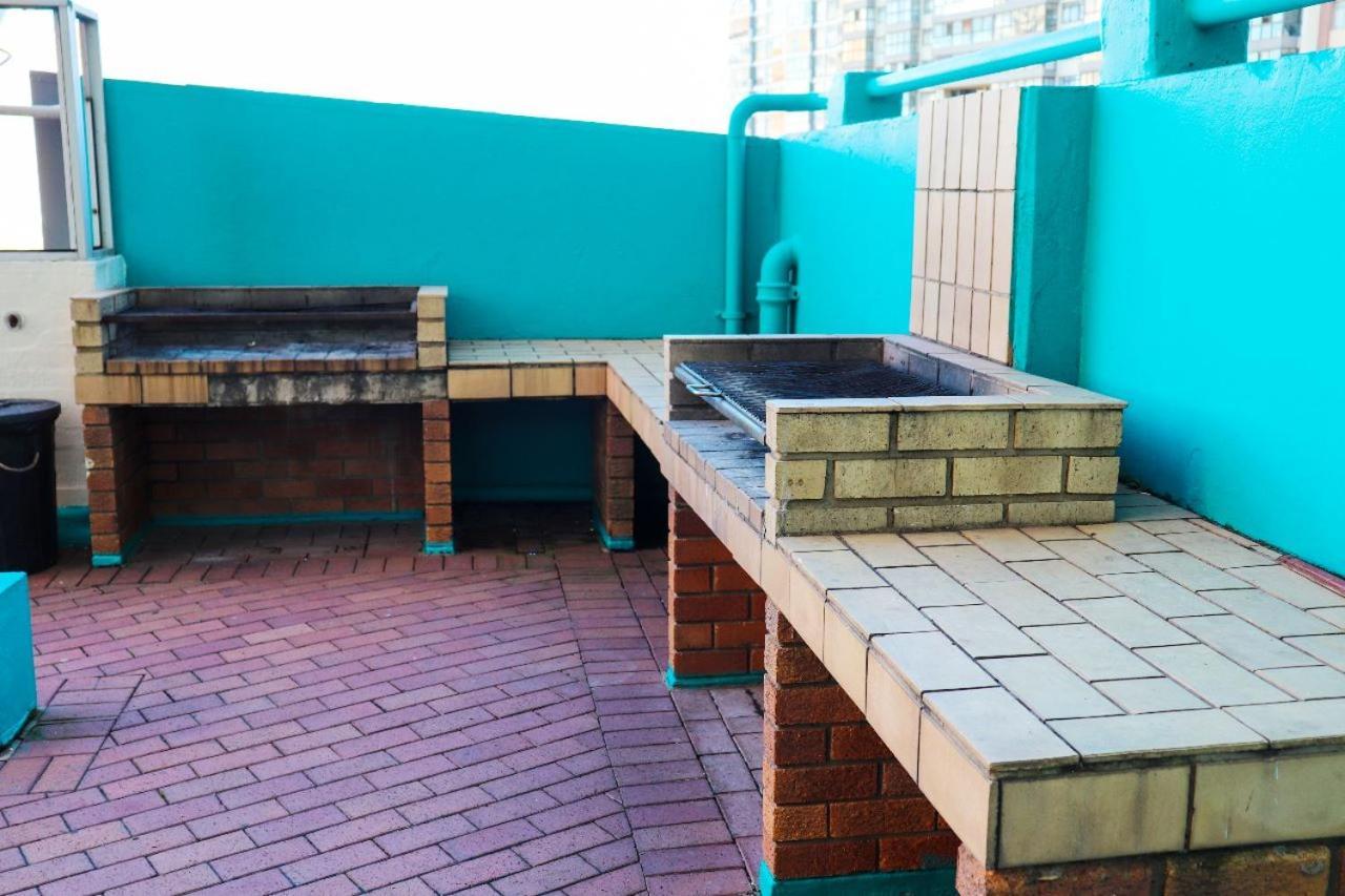 10 South / Durban Sands Exterior photo