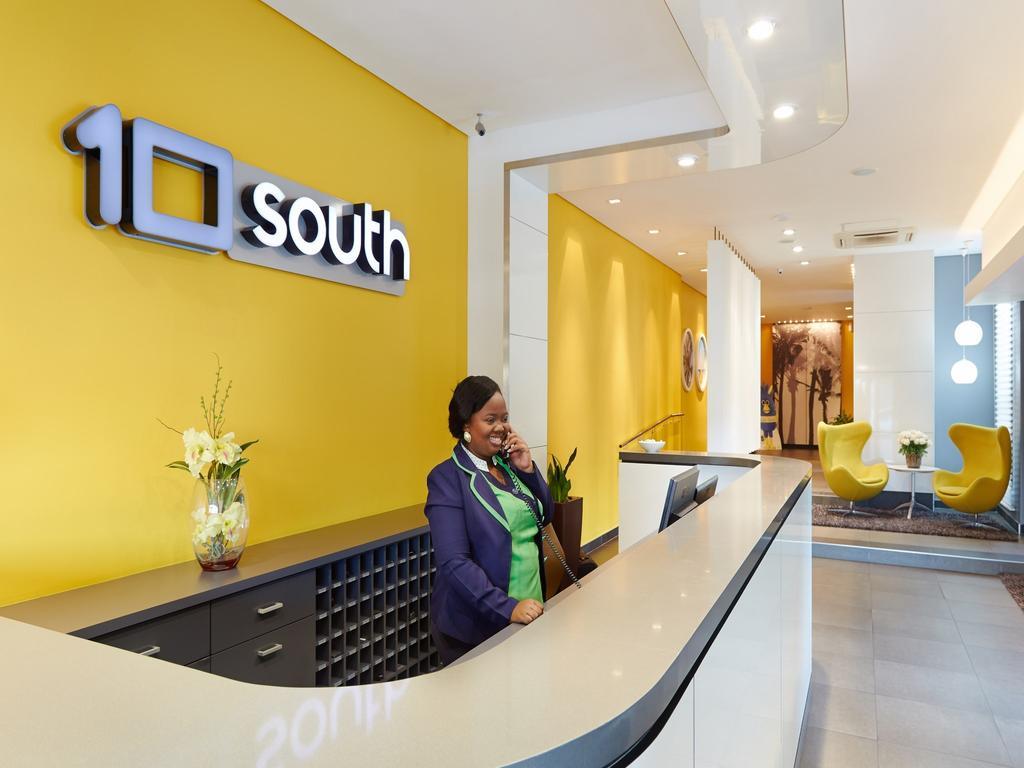10 South / Durban Sands Exterior photo